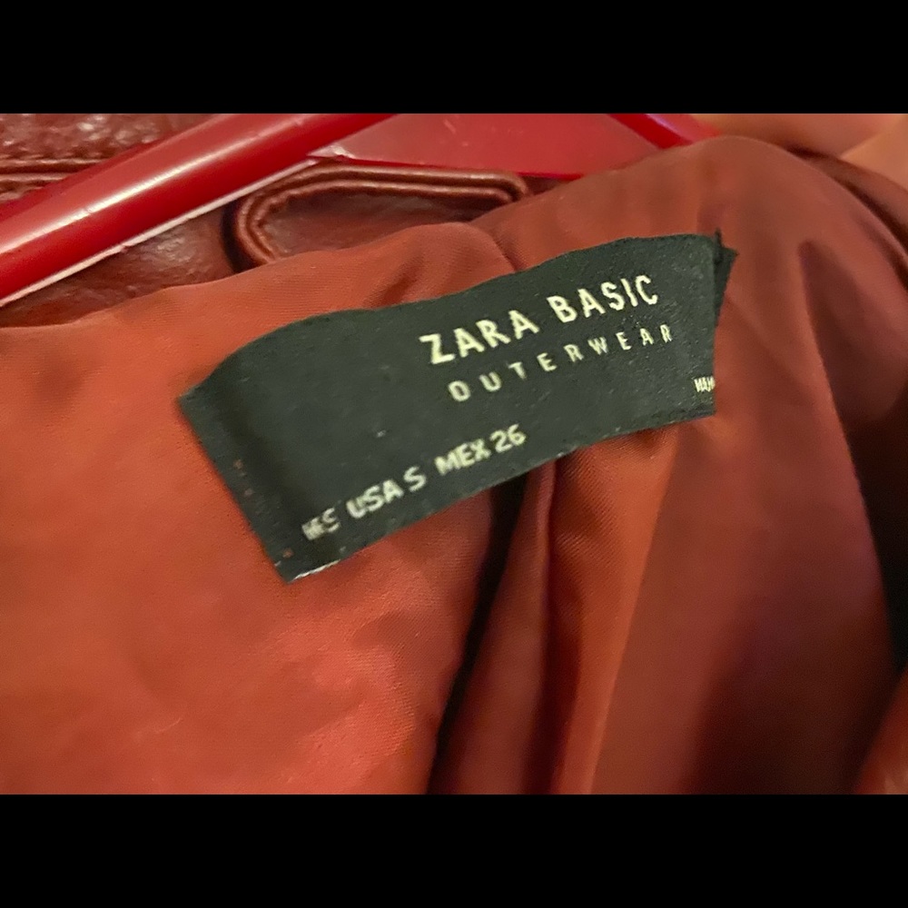 Maroon leather jacket - Picture 3 of 3